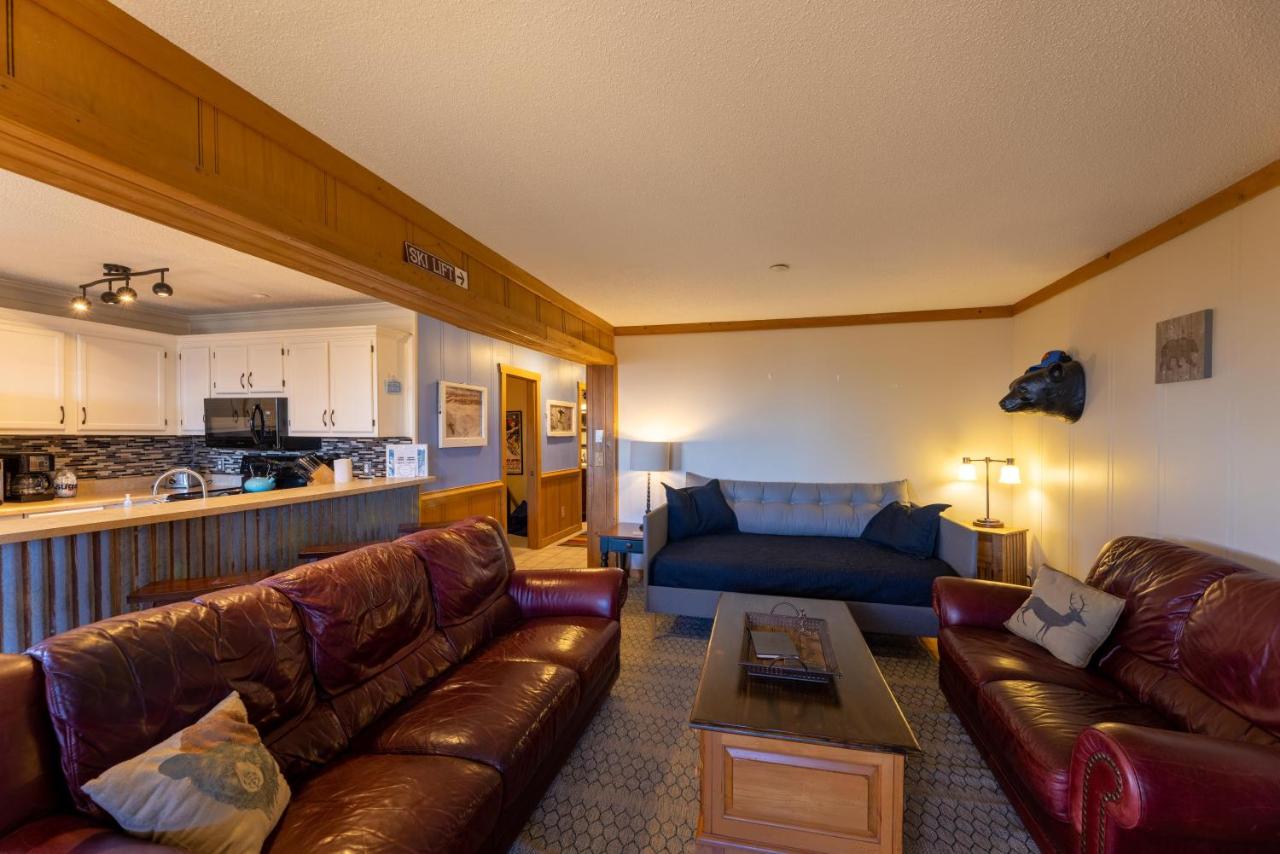 | Sunsets at Summit 108b, free WI-FI, parking and AC