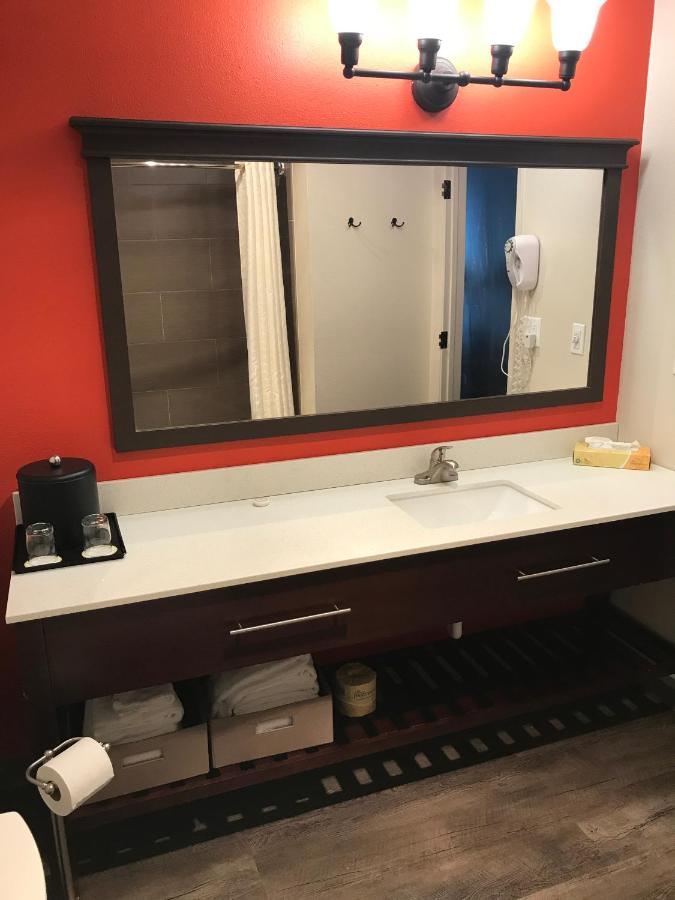 Superior King Suite at Coast Inn at Lake Hood