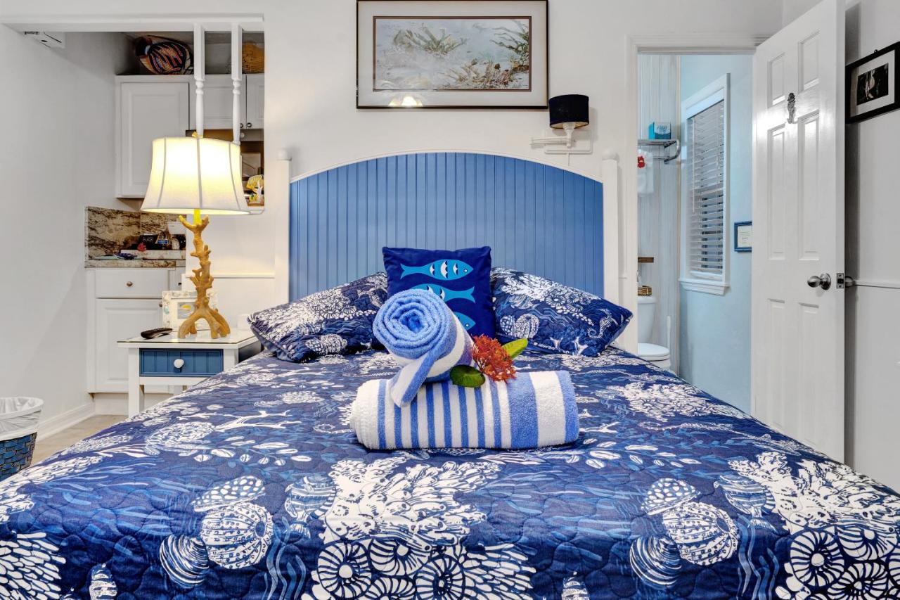 | Island Bay Resort