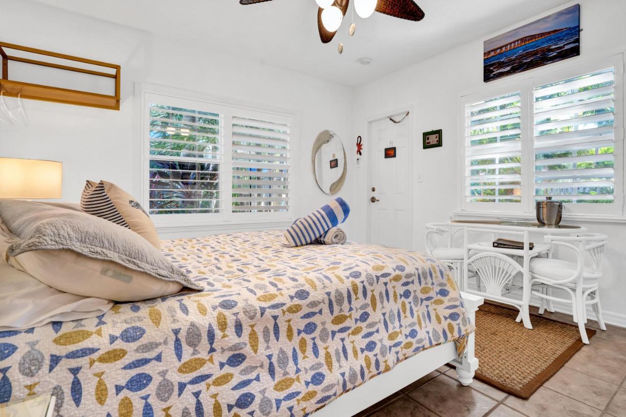 | Island Bay Resort