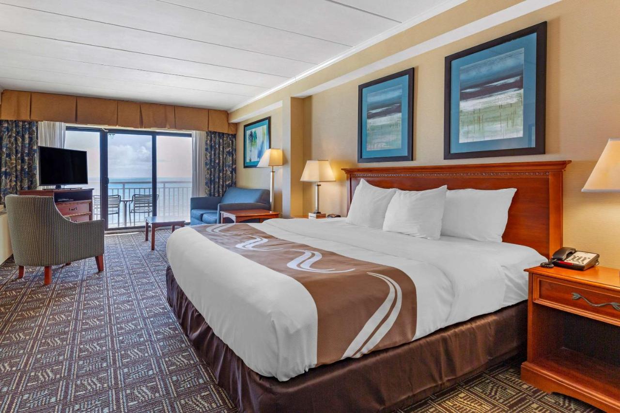 Efficiency, Oceanfront, 1 King Bed & Sofa Bed, Interior Entrance, Non Smoking at Quality Inn Boardwalk