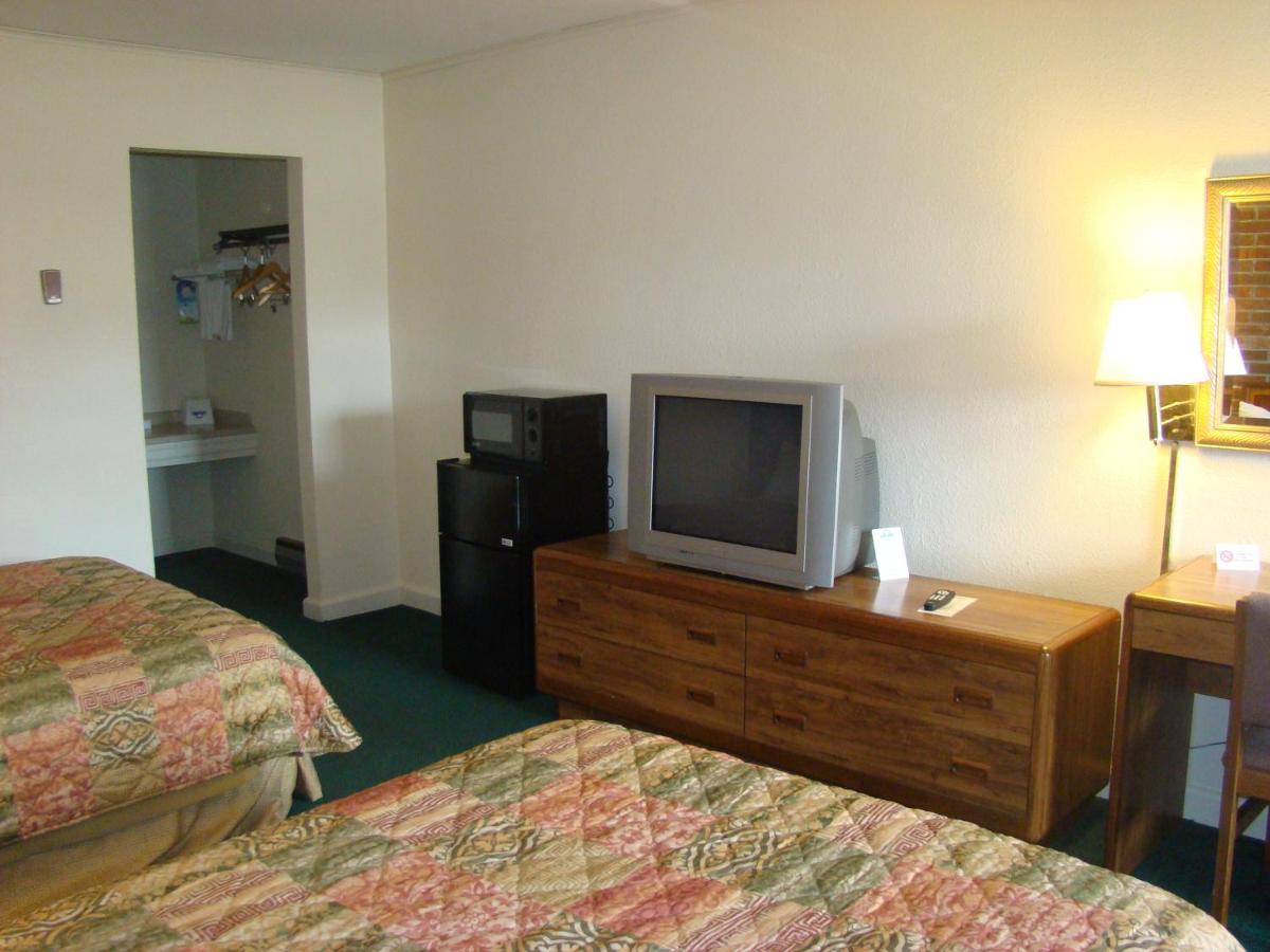 | Aderi Hotel Near Bucknell University