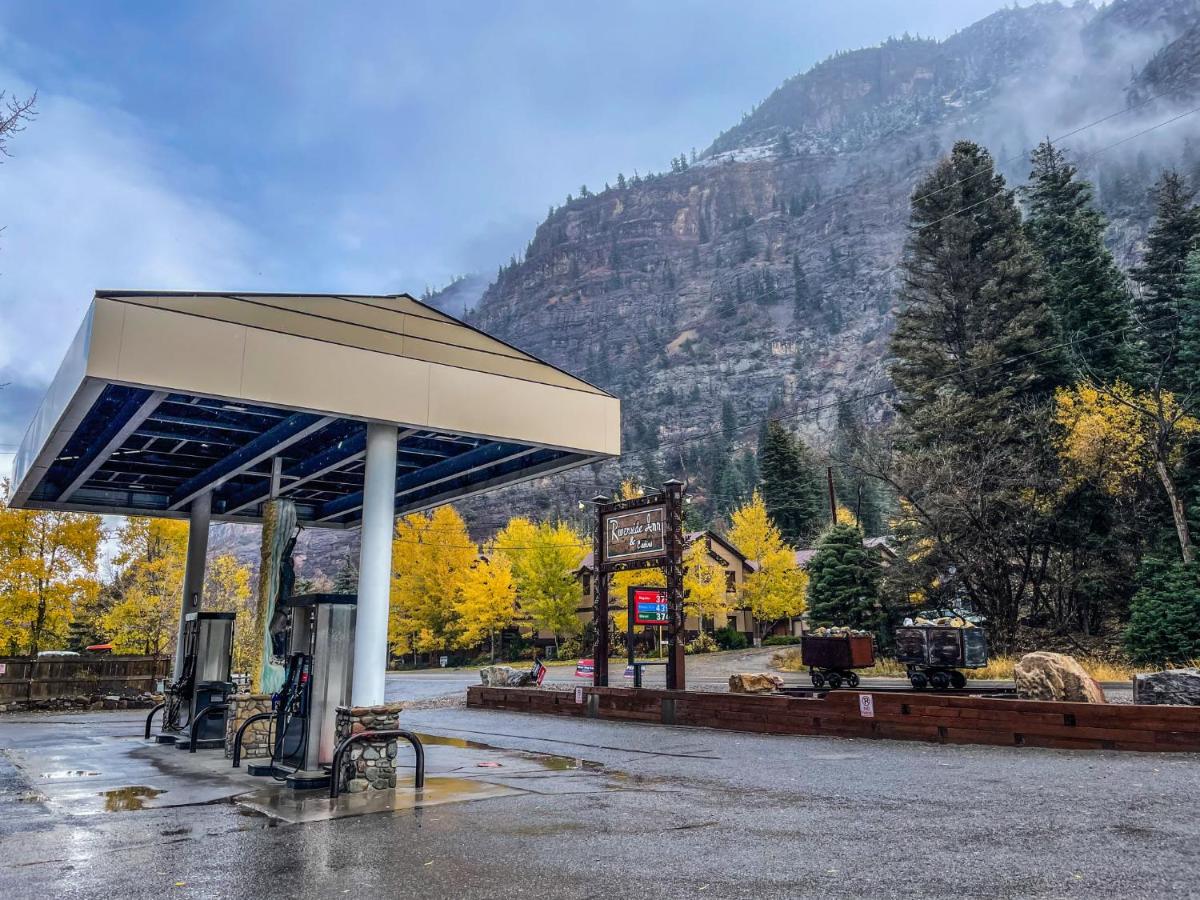 | Ouray Riverside Resort - Inn & Cabins