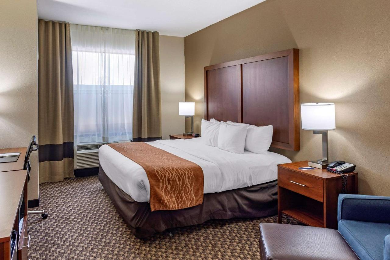 | Comfort Inn & Suites Atoka-Millington