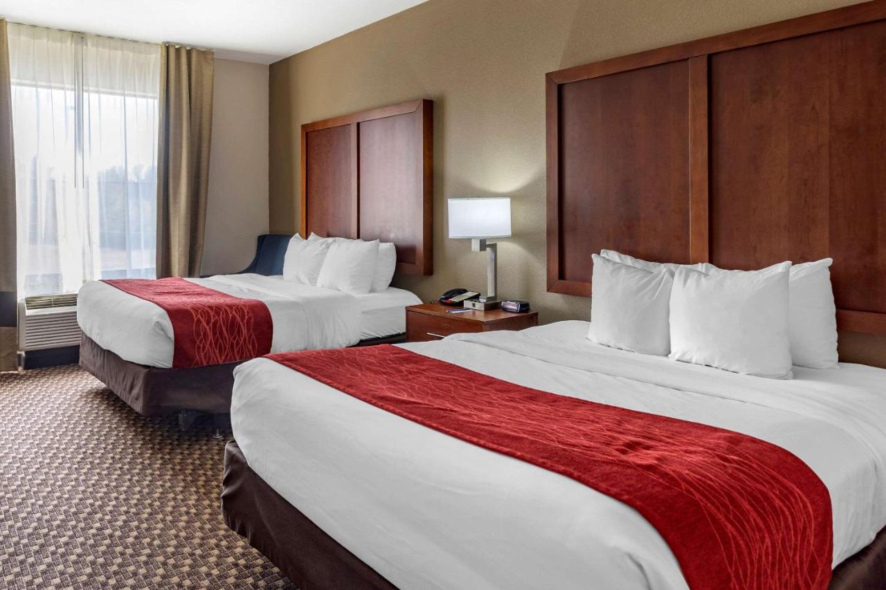 | Comfort Inn & Suites Atoka-Millington