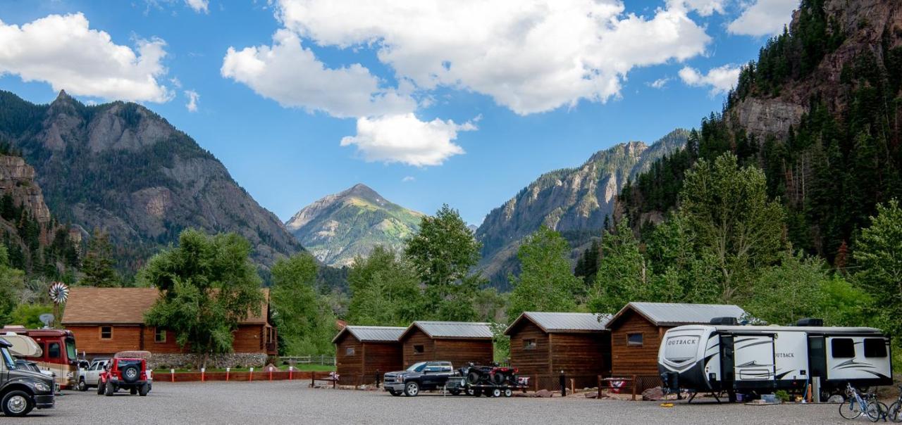 | Ouray Riverside Resort - Inn & Cabins