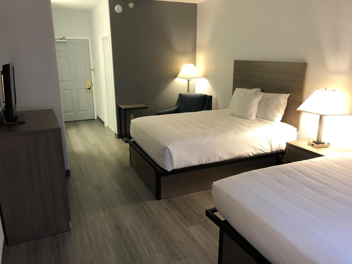 Queen Room with Two Queen Beds - Non-Smoking at GreenTree Inn Denver Tech Center