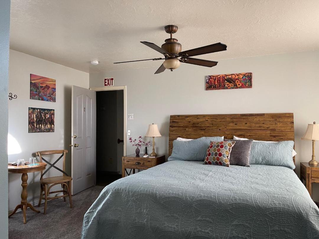 | Harvest House Bed and Breakfast