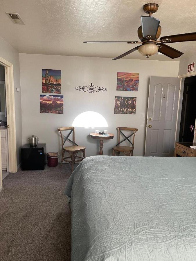 | Harvest House Bed and Breakfast