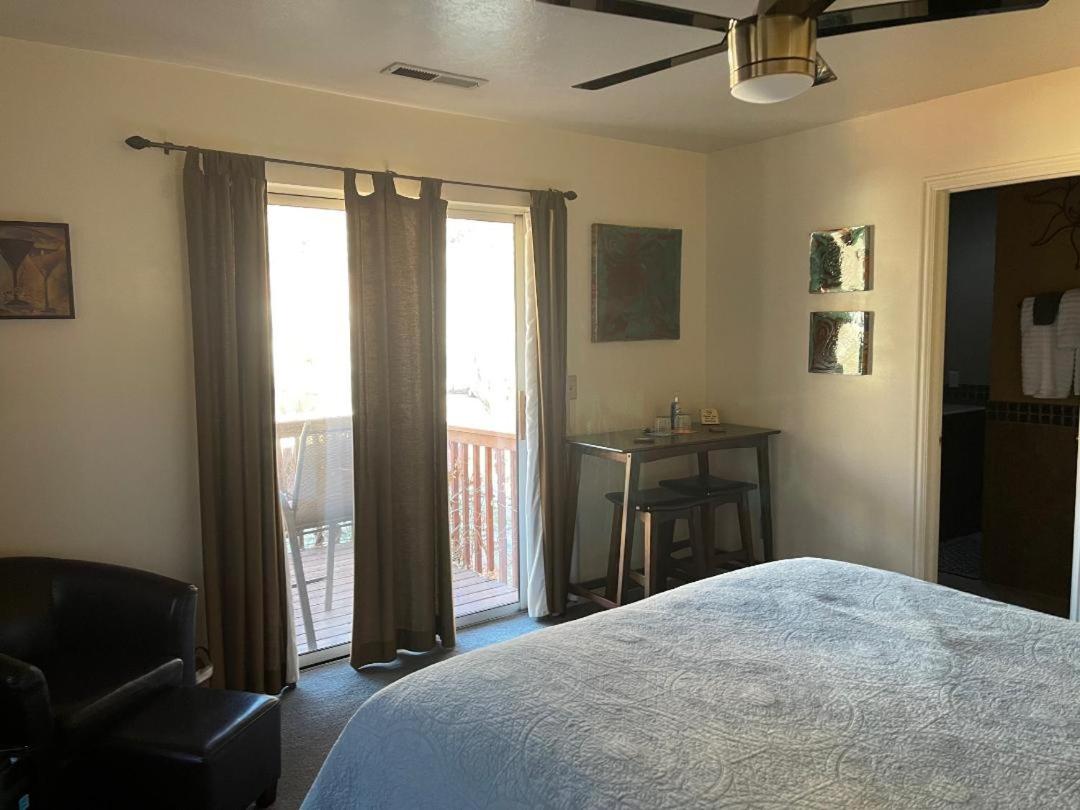 | Harvest House Bed and Breakfast