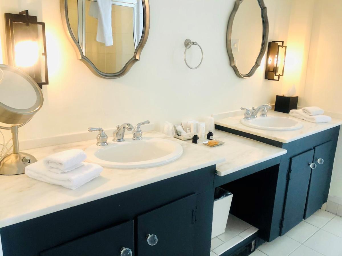  | Farm Road Estate - Inn Room 3