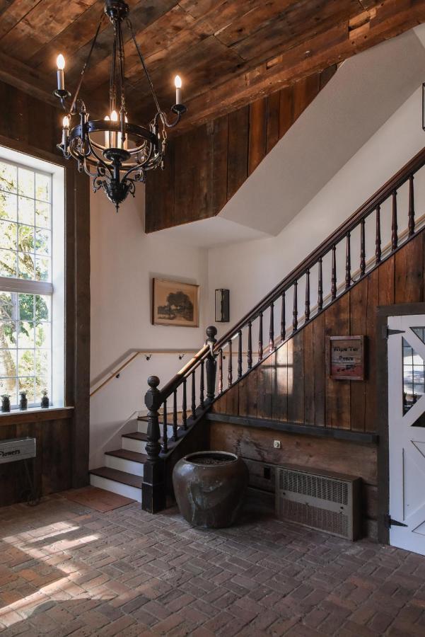  | Farm Road Estate - Inn Room 3