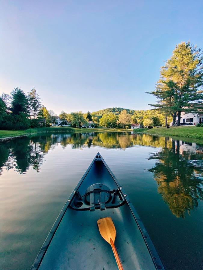 | Farm Road Estate - Inn Room 5