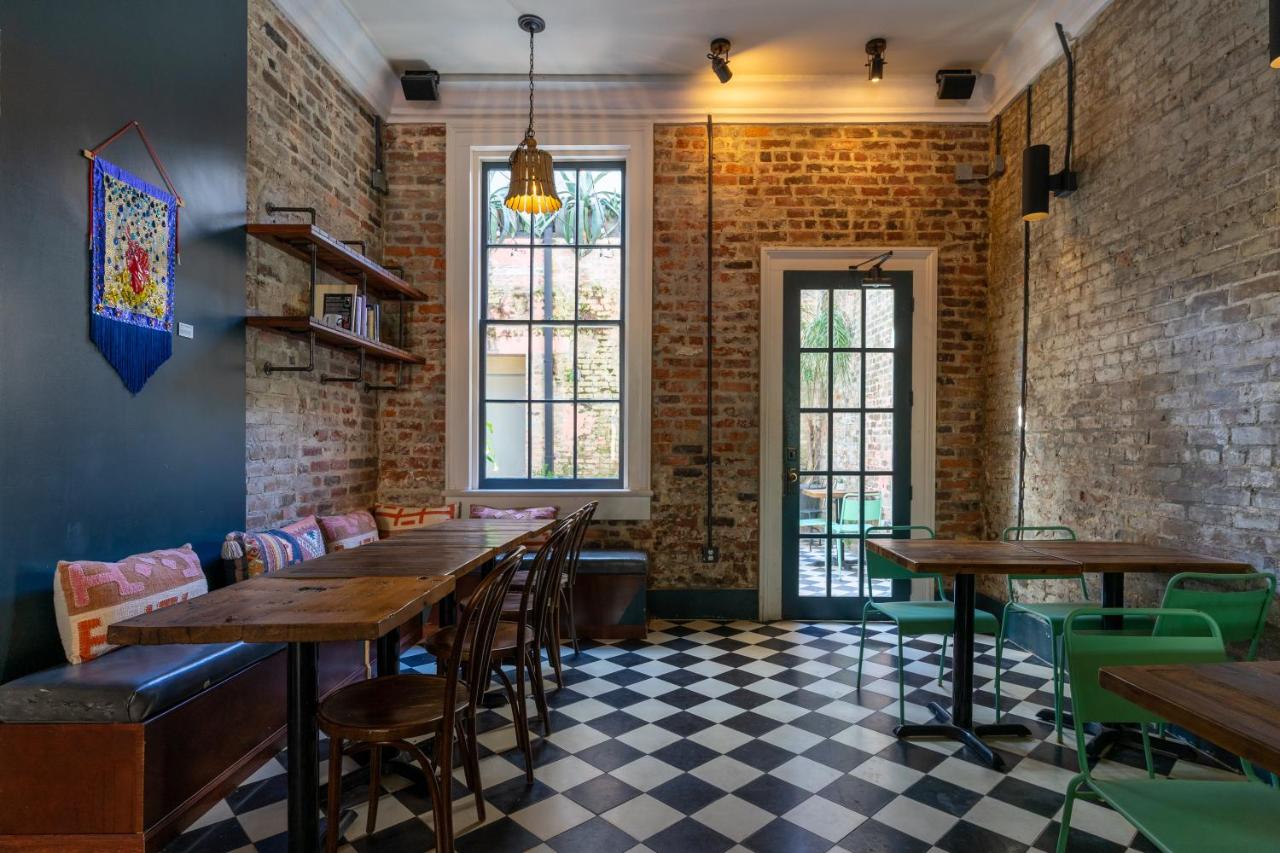  | Selina Catahoula New Orleans