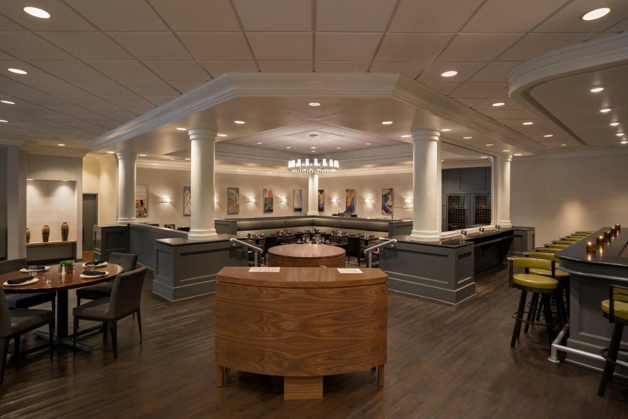 | Crowne Plaza Englewood, an IHG Hotel