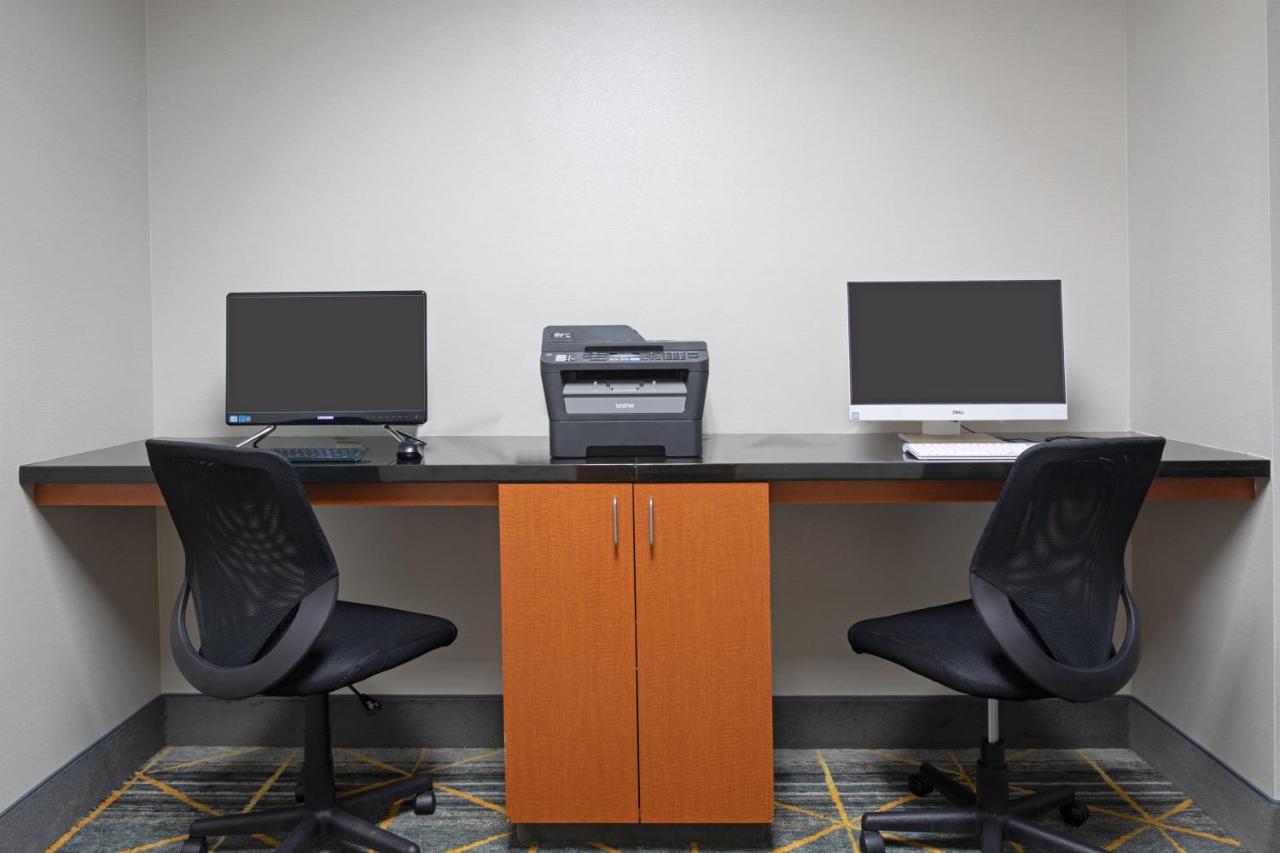 | Holiday Inn Winchester Southeast-Historic Gateway, an IHG Hotel