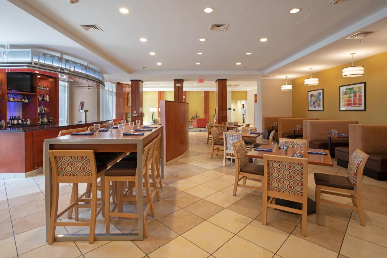 | Holiday Inn Winchester Southeast-Historic Gateway, an IHG Hotel