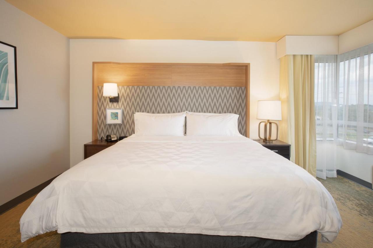 | Holiday Inn Winchester Southeast-Historic Gateway, an IHG Hotel