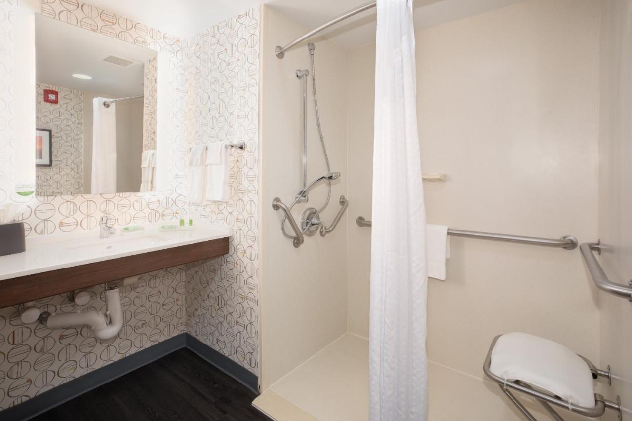 | Holiday Inn Winchester Southeast-Historic Gateway, an IHG Hotel
