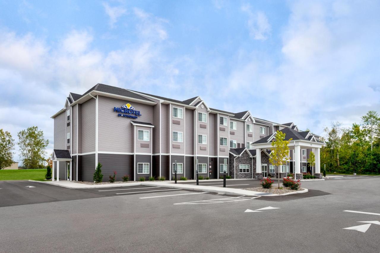 | Microtel Inn & Suites by Wyndham Farmington