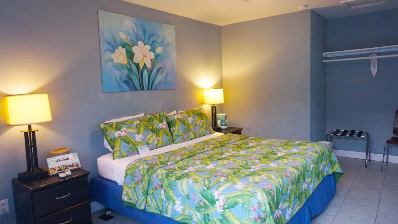 | Upper Deck Hotel and Bar - Adults Only