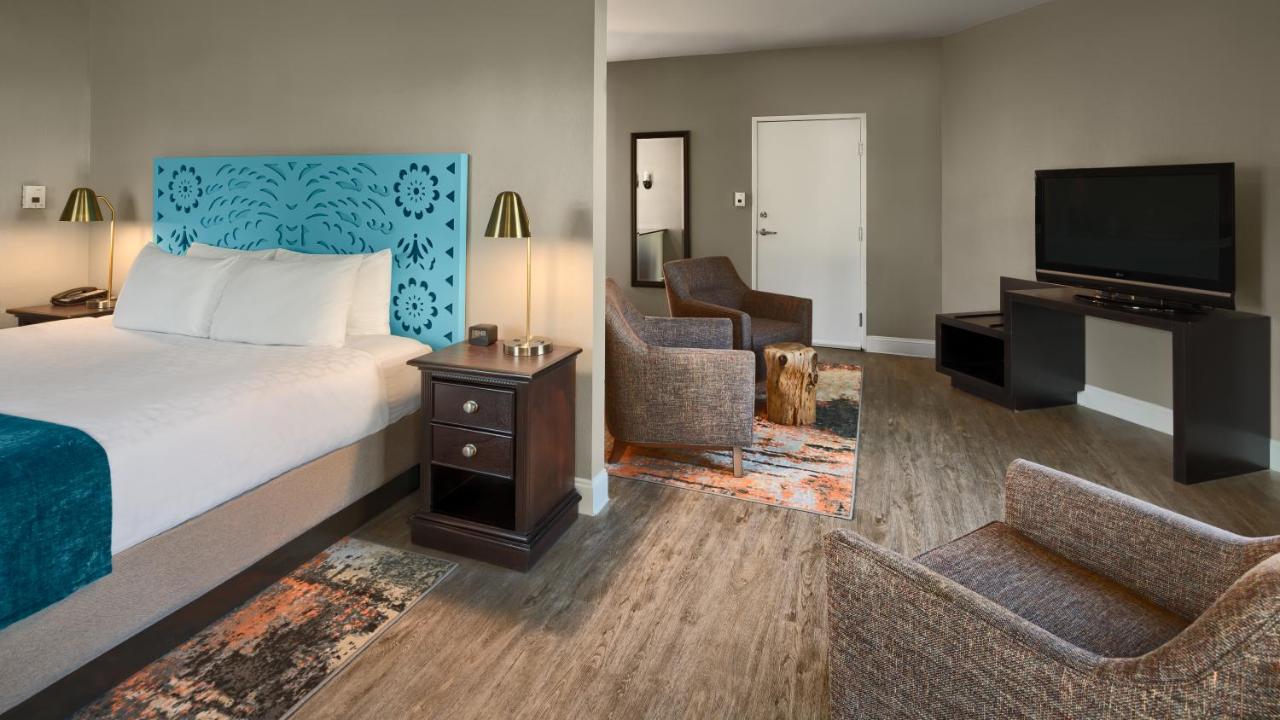  | Hotel Indigo San Antonio-Riverwalk