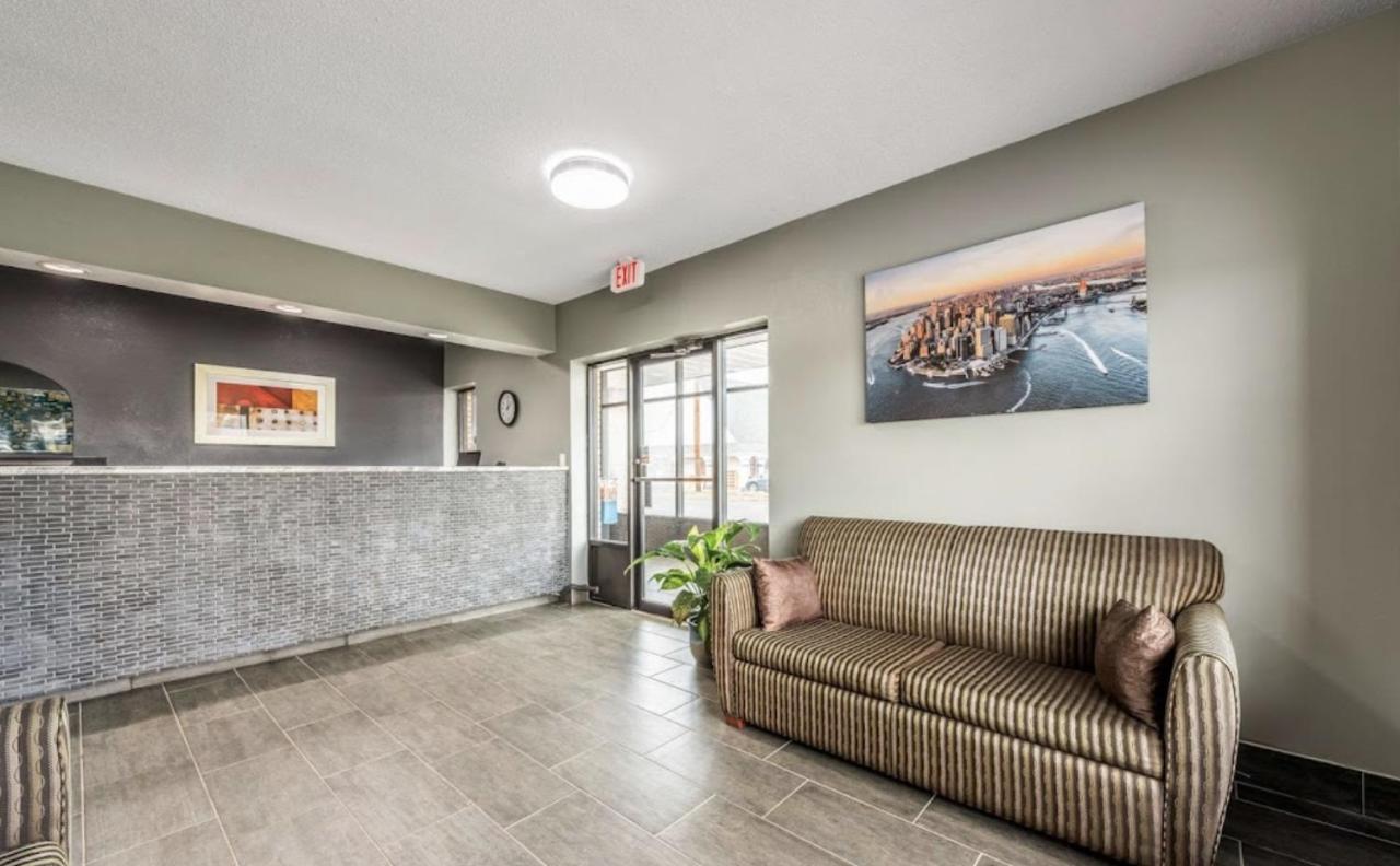 | Southern Inn and Suites