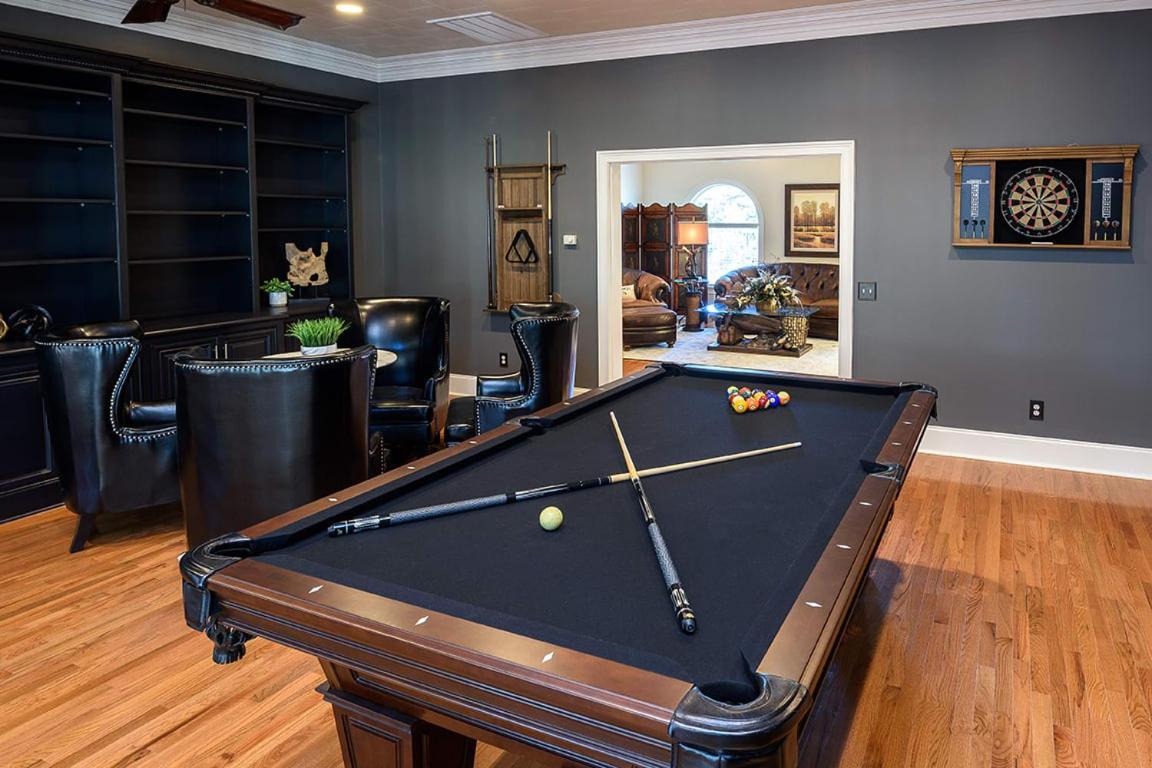 | New - Spectacular️ Golf Views - Sleeps 20 - Pinehurst National #9 - Near DT Pinehurst!