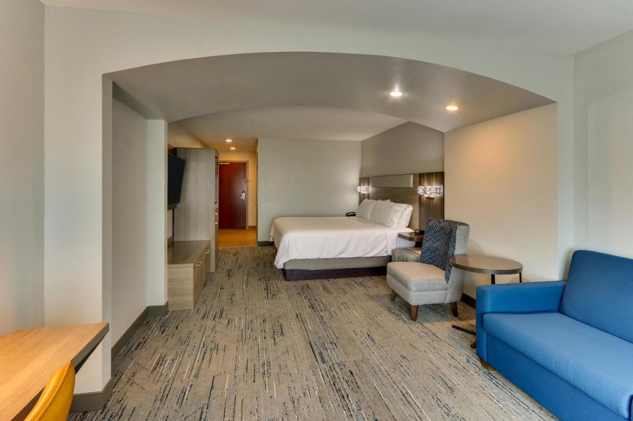 King Suite - Non-Smoking at Holiday Inn Express & Suites Ardmore by IHG