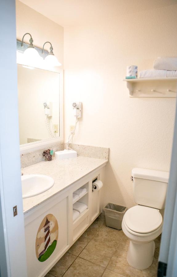 King Room at Sea Otter Inn