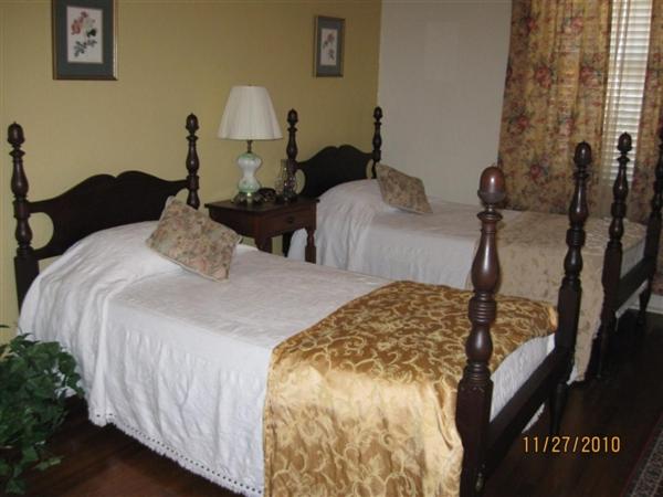 | Inn at the Olde Silk Mill
