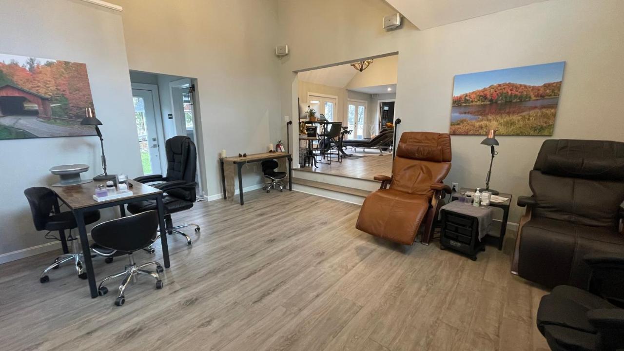 | Phineas Swann Inn & Spa