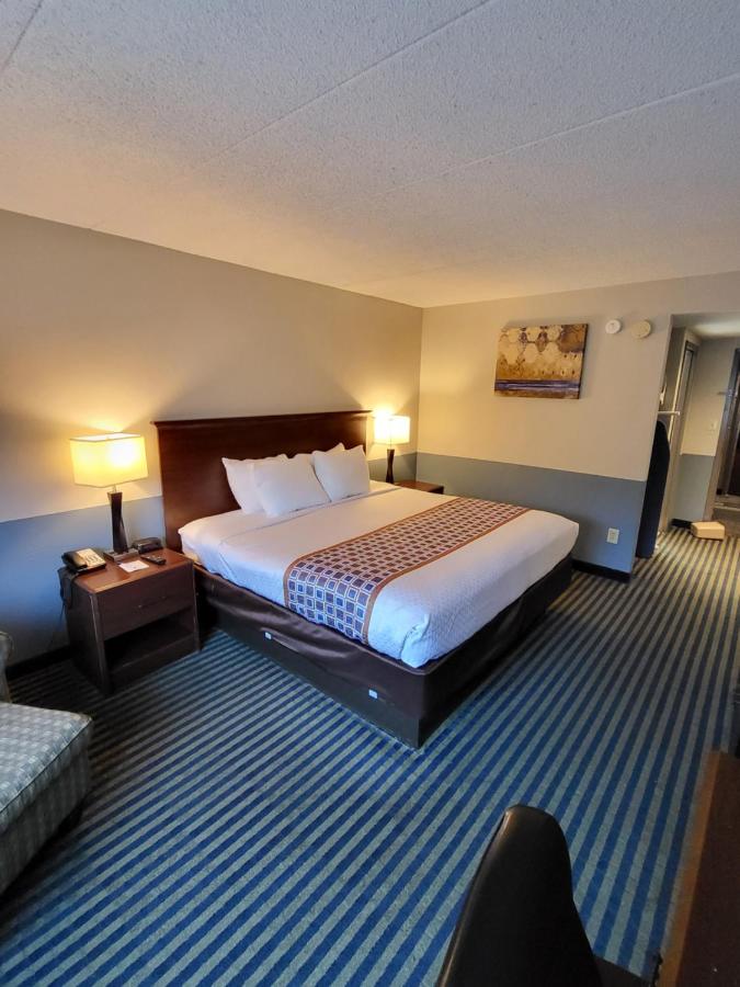 | Best Western Burlington Inn