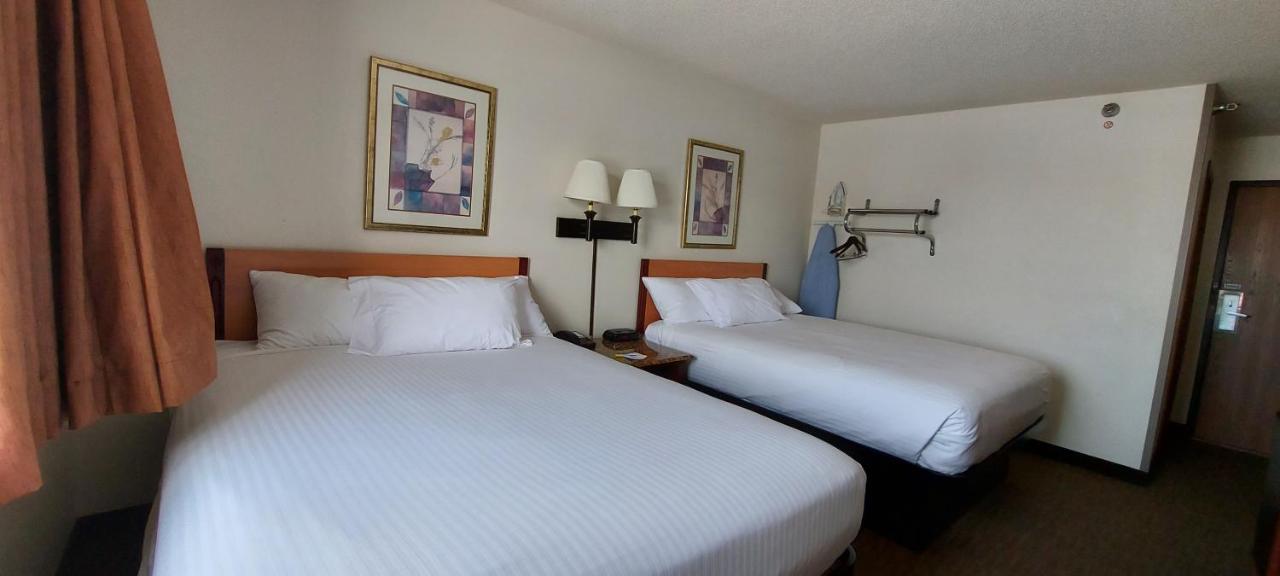 Queen Room with Two Queen Beds - Non-Smoking at Days Inn by Wyndham Willmar