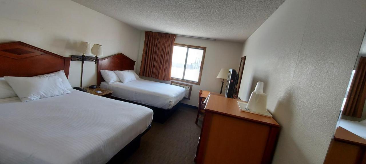 Queen Room with Two Queen Beds - Non-Smoking at Days Inn by Wyndham Willmar