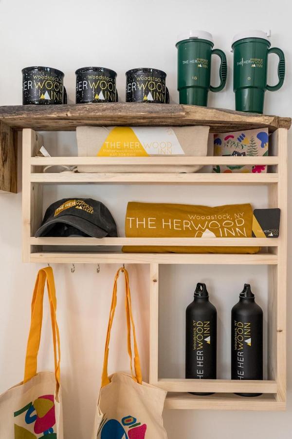 | The Herwood Inn