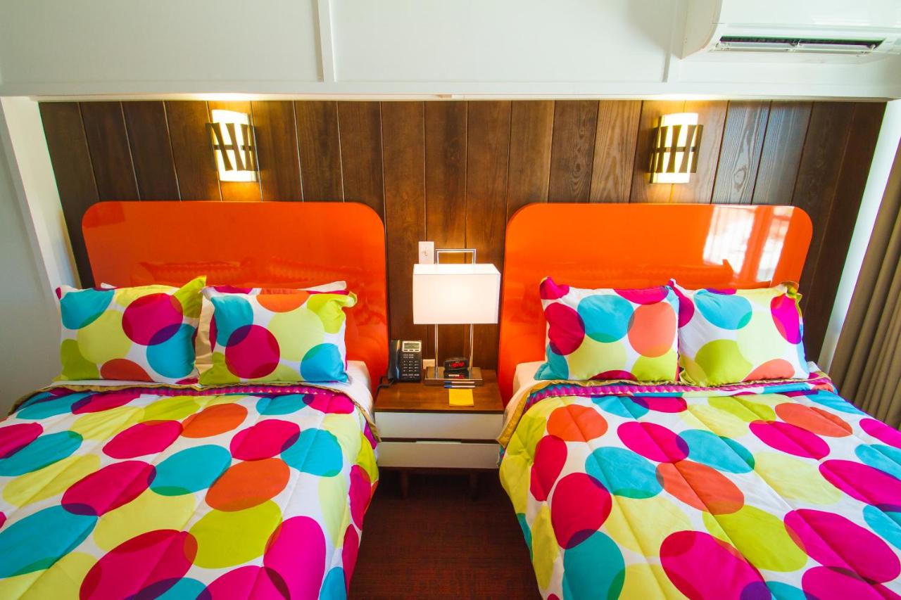 | Mother Earth Motor Lodge