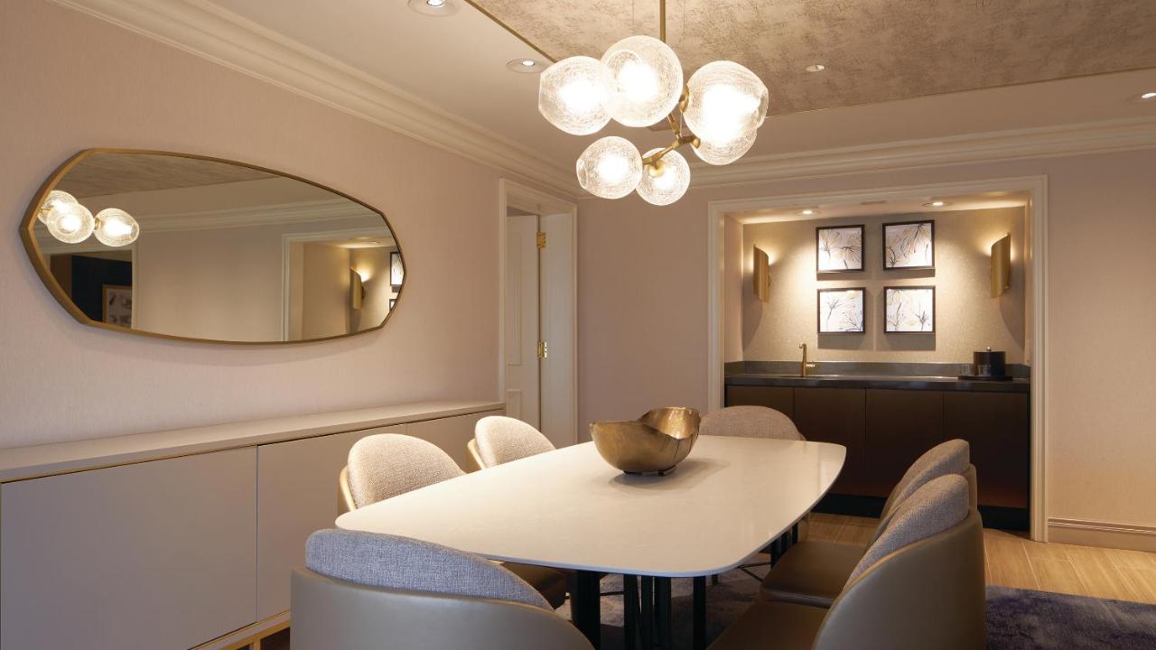 Emperor Suite 1 King Non-Smoking at Caesars Atlantic City Resort & Casino - A Caesars Rewards Destination