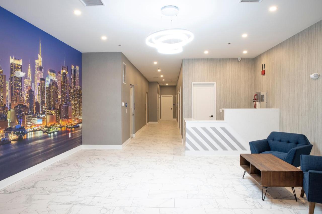 | Peachtree Suites - Jersey City