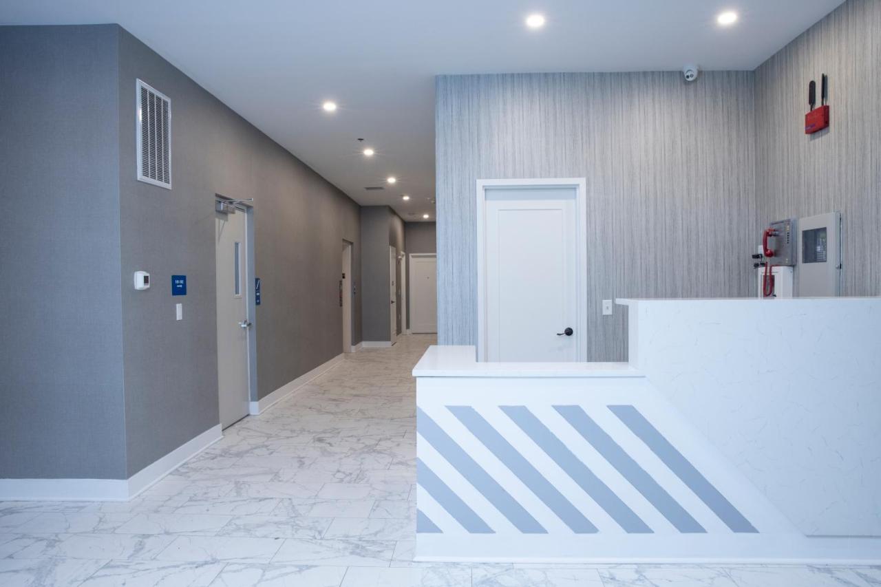 | Peachtree Suites - Jersey City