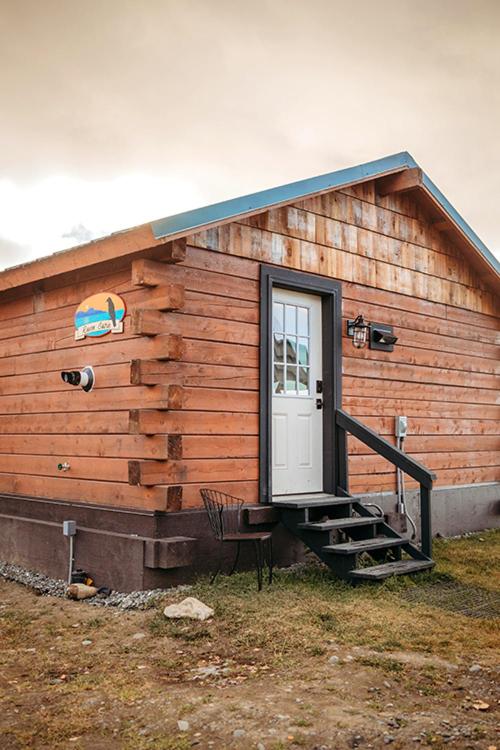| Alaskan Suites