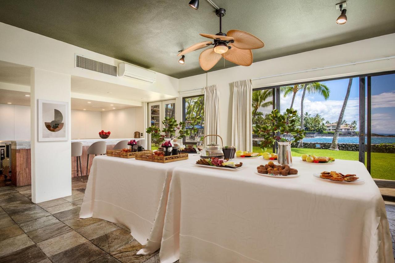 | Aston Kona By The Sea