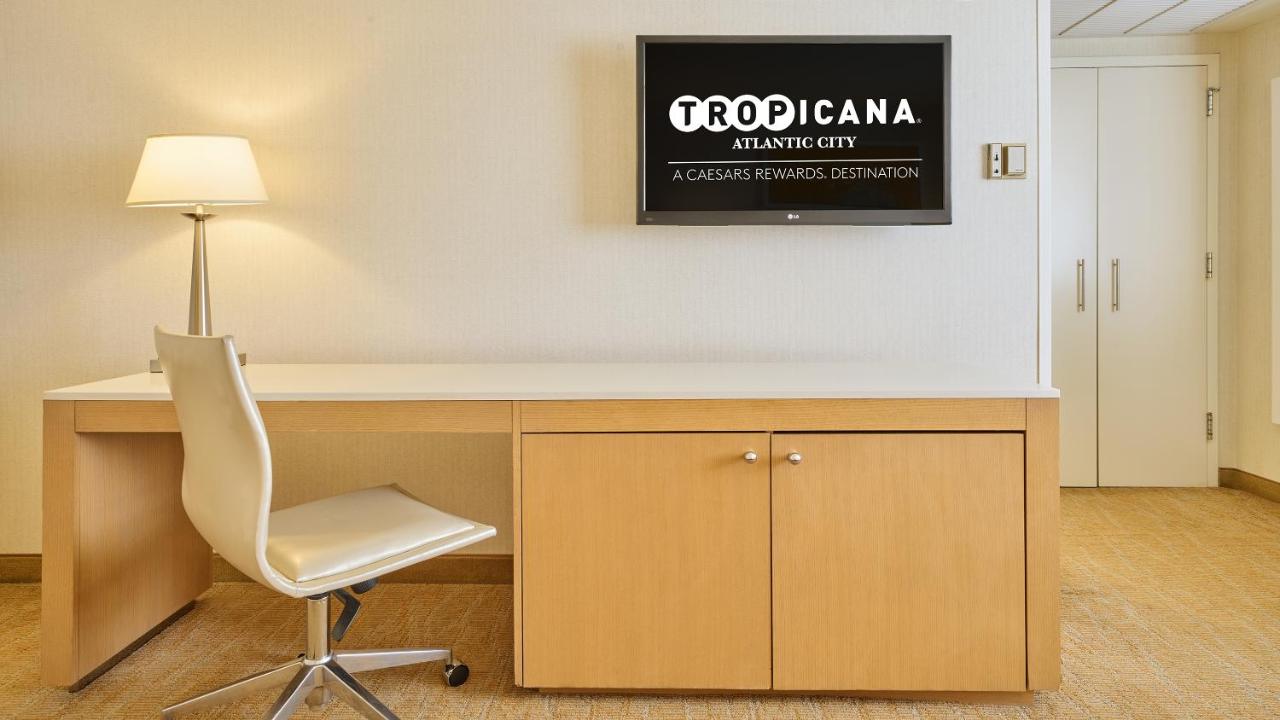 NORTH CLASSIC ROOM 2 QUEEN NON-SMOKING at Tropicana Atlantic City– A Caesars Rewards Destination