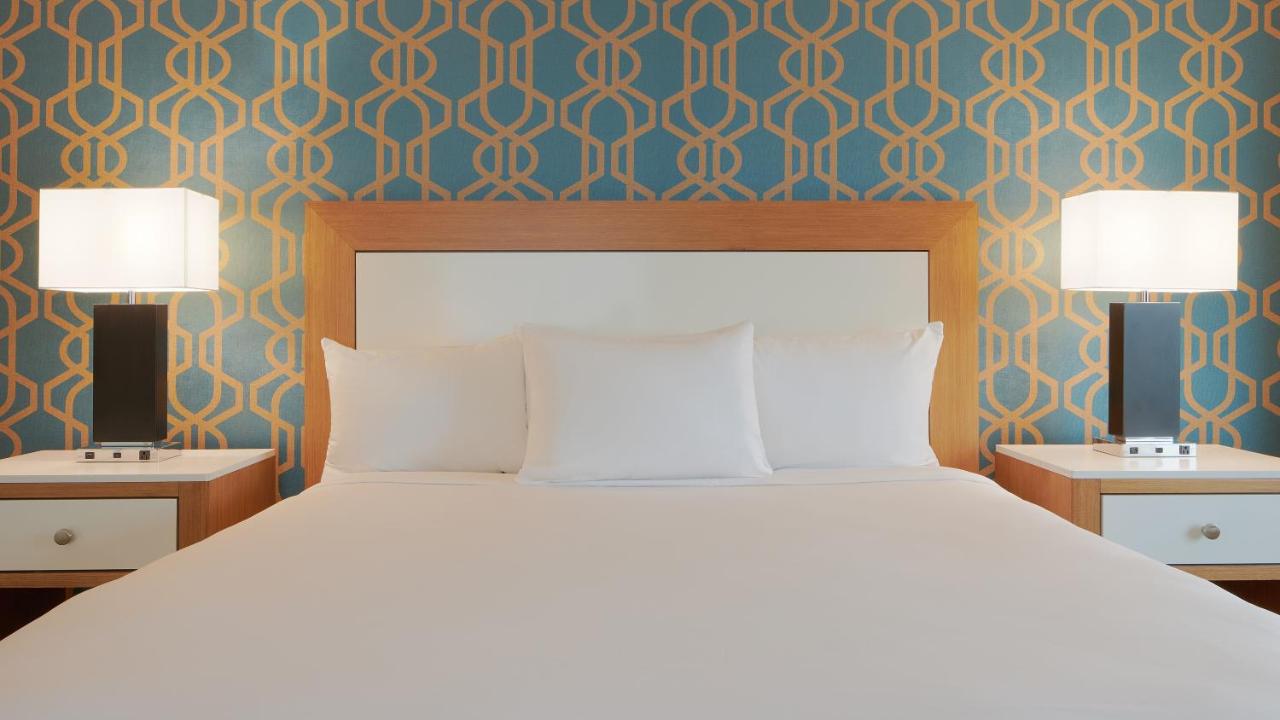 HAVANA ONE BEDROOM SUITE 1 KING NON-SMOKING at Tropicana Atlantic City– A Caesars Rewards Destination