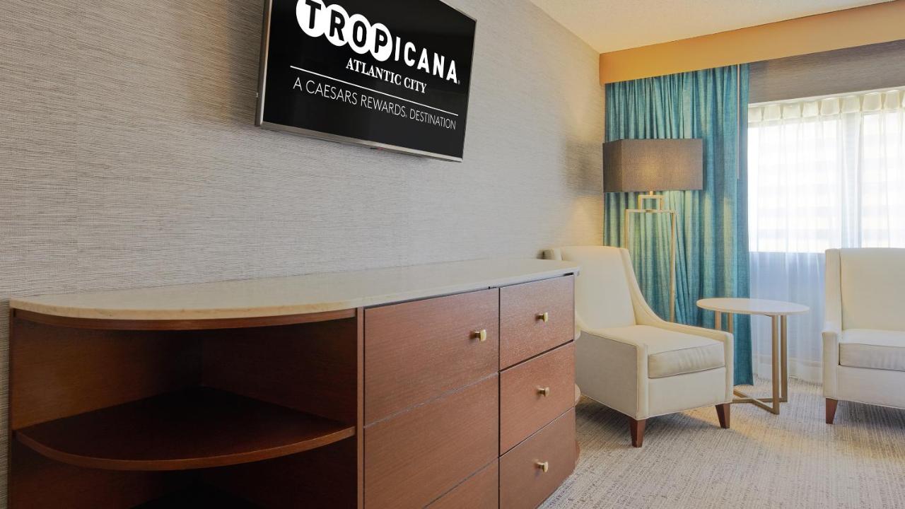 SOUTH DELUXE ROOM 2 QUEEN NON-SMOKING at Tropicana Atlantic City– A Caesars Rewards Destination