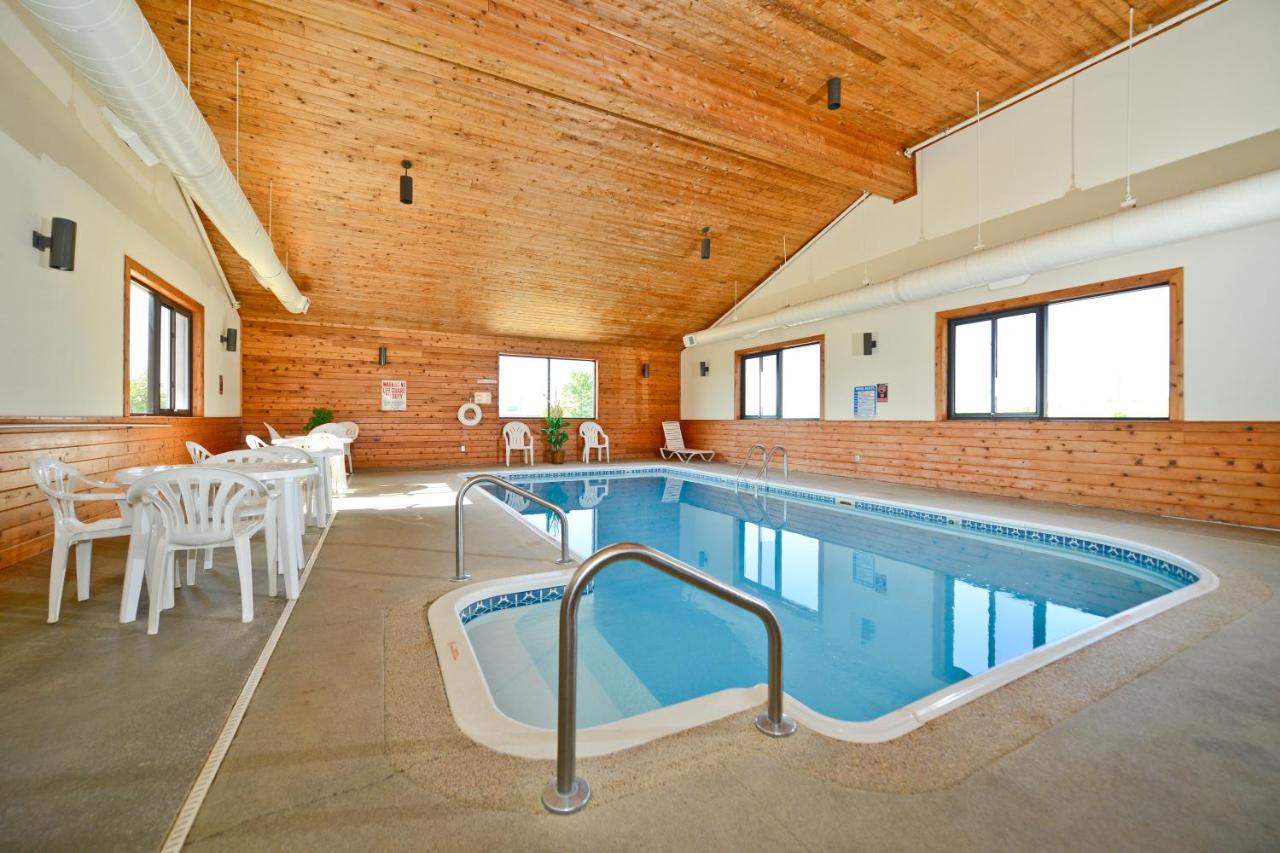 | Days Inn by Wyndham Ozark Springfield