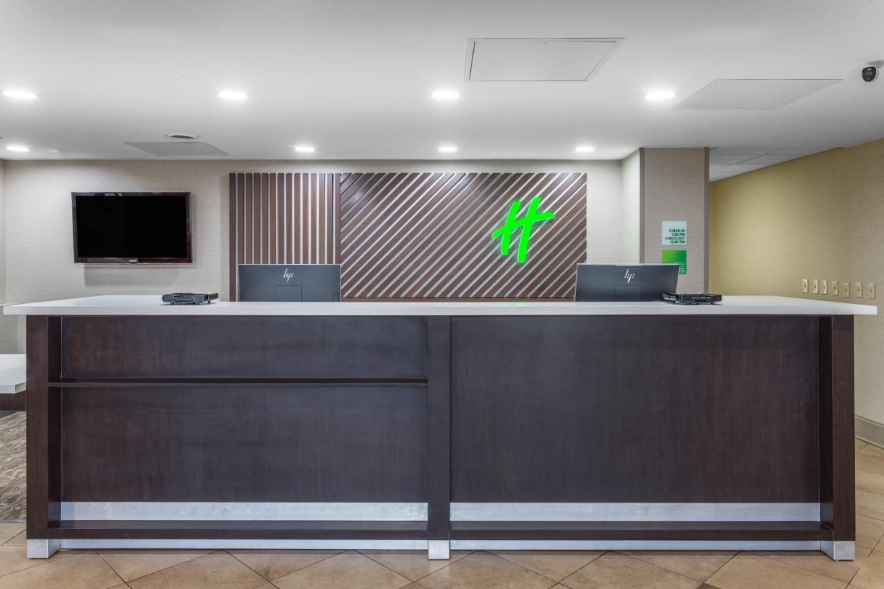  | Holiday Inn Rockford, an IHG Hotel