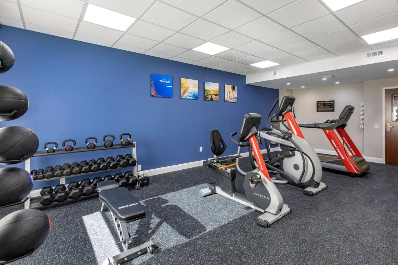 | Comfort Suites St Louis - Sunset Hills