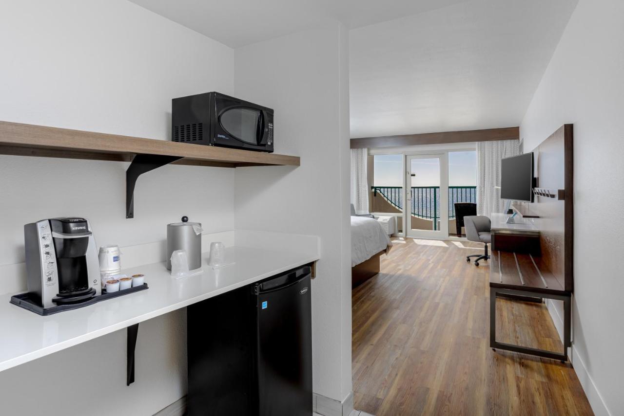 King Room with View - Non-Smoking at Holiday Inn Express Pensacola Beach by IHG