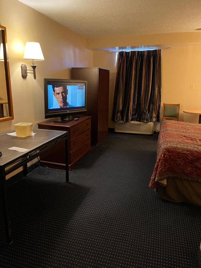 | Budget Inn Temple Hills